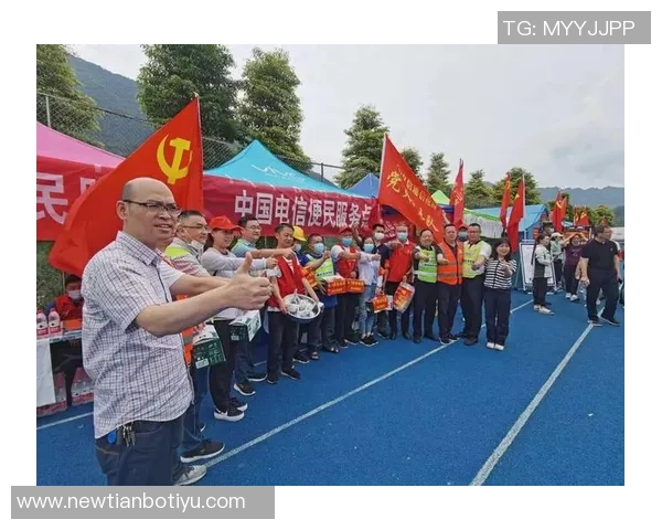 携手并肩感谢每一位为泰山队呐喊助威的12人继续奋战的决心与信念